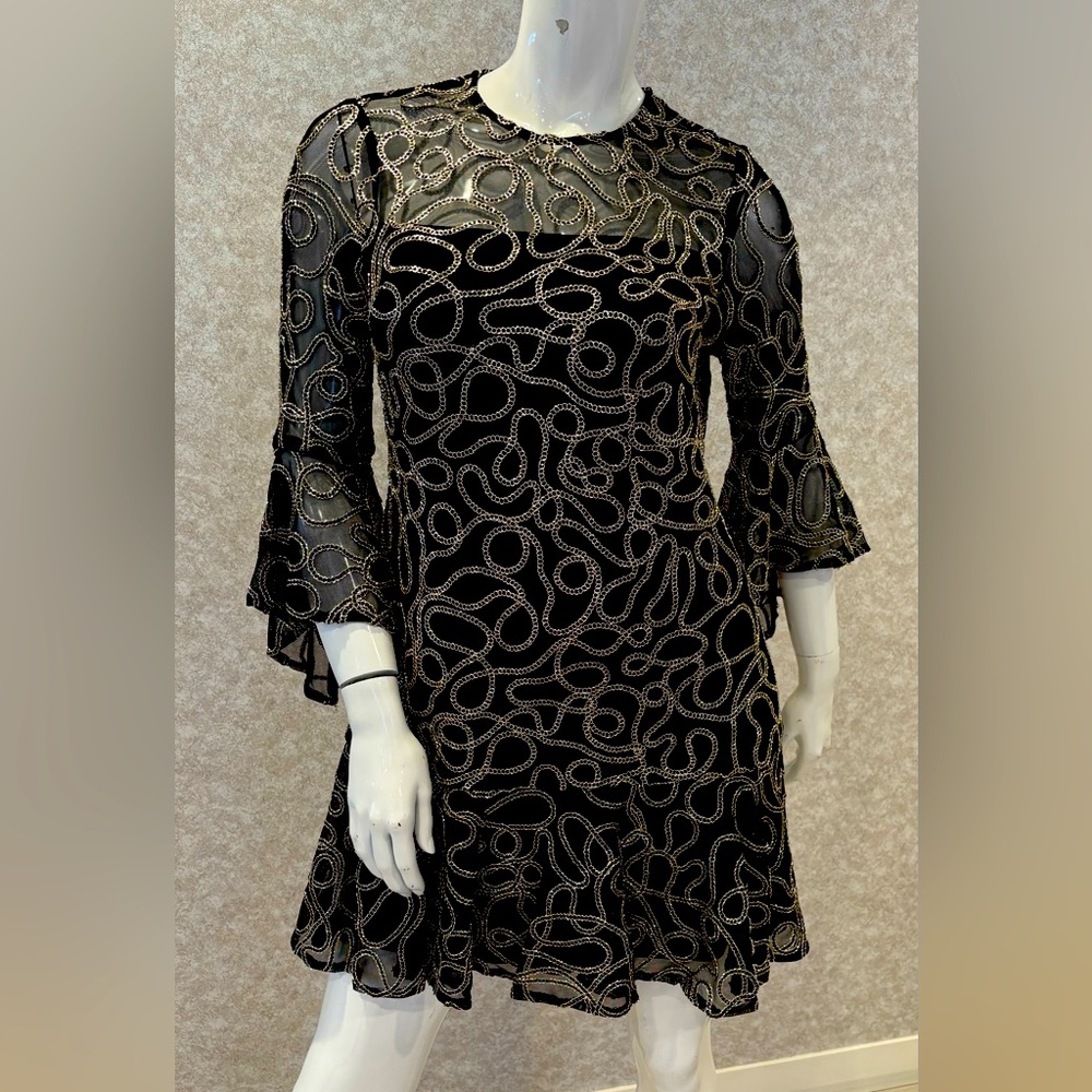 Jessica Howard Black A-Line Bell Sleeve Dress